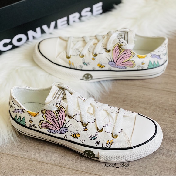 Converse Shoes - NWT Converse Chuck Taylor All Star Women’s Shoes
